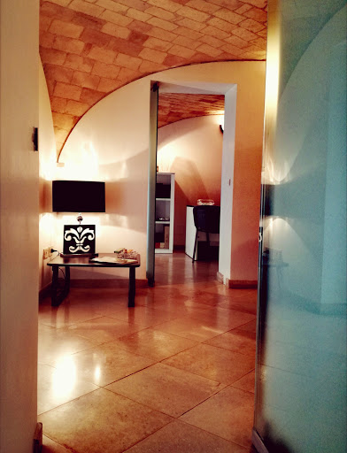 Studio Legale Avv. Lara Di Fabrizio Avv. Roberto Ferrone - Italy