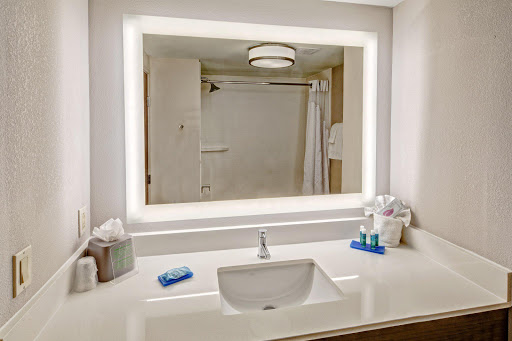 Holiday Inn Express & Suites Memphis Southwind, an IHG Hotel - Thumbnail
