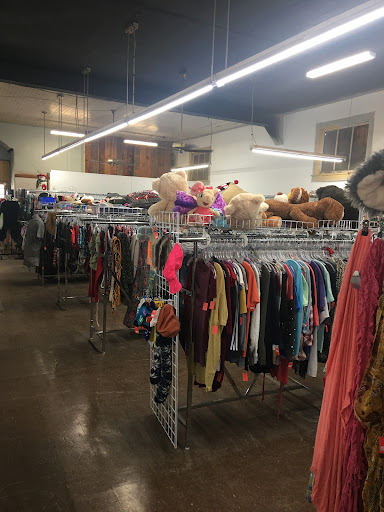 Rips Thrift Store - Thumbnail