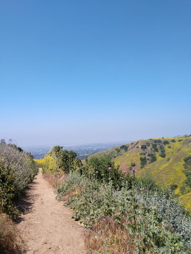Hellman Park Trailhead - Thumbnail