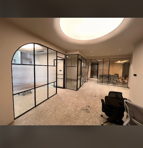 Upgrade Your Workspace with Premium Aluminum Sleek Office Partitions! post image