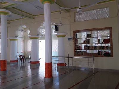 Photos of Irumbu Thaikka