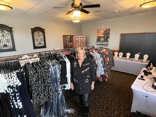Aurora Lynn Boutique - Thumbnail
