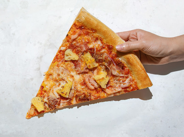 7 Bridges Saigon Craft Beer Taproom & Restaurant / Đông Du by null