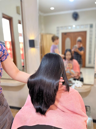 Rika Salon beauty center