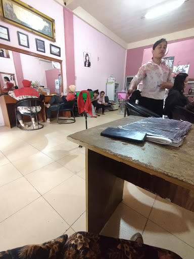 (SALON) Rumah Kecantikan Annisa