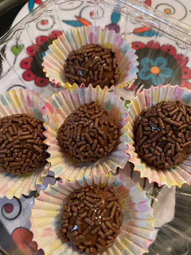 Sweet Sofia's - Visual