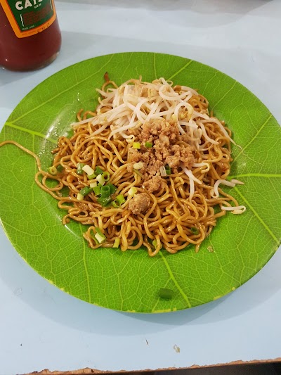 Photos of Mie Akaw