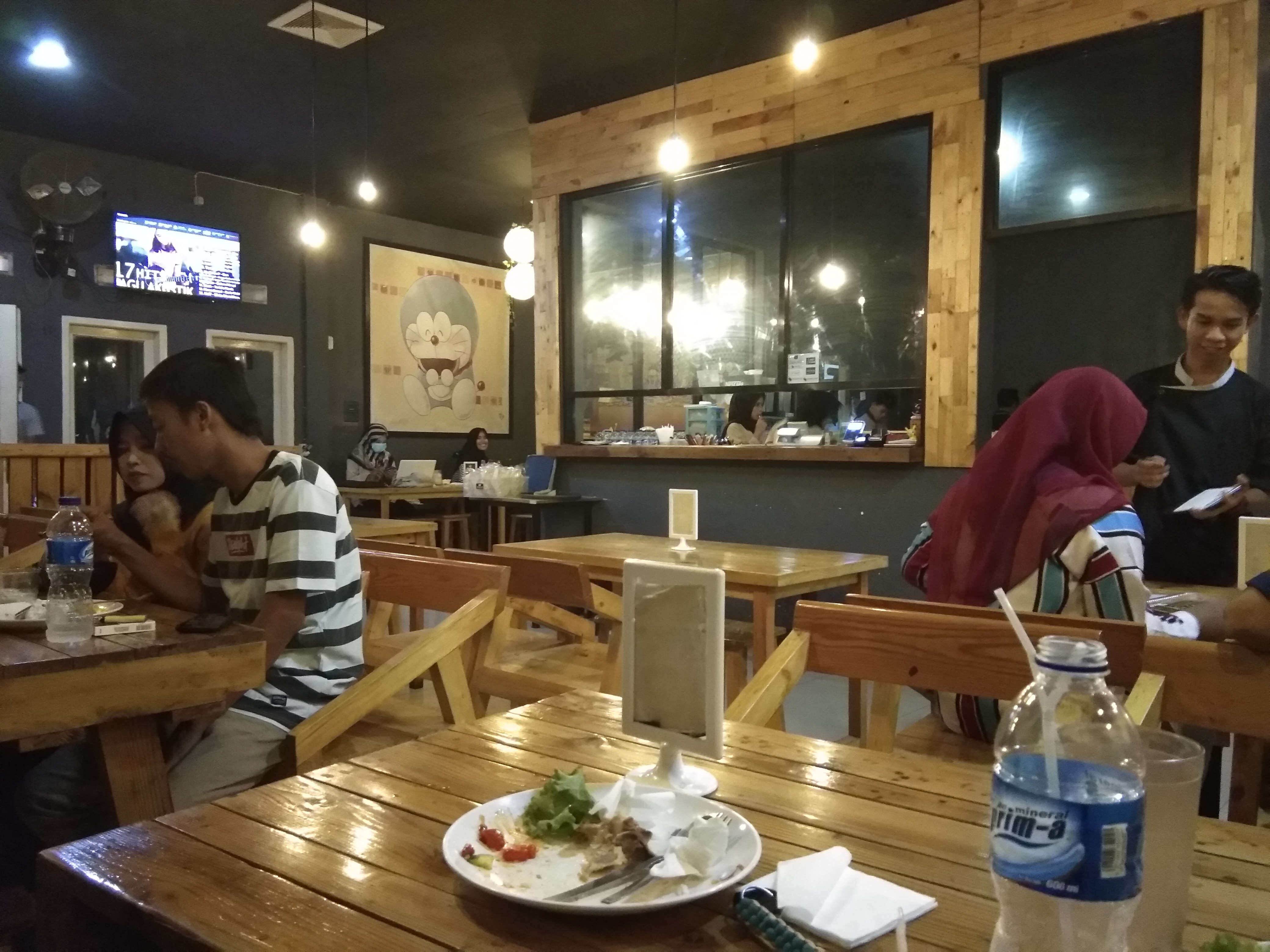 cafe nugas di serang banten