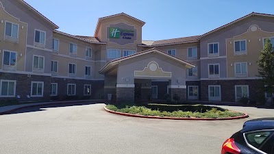 Photos of Holiday Inn Express & Suites Beaumont - Oak Valley