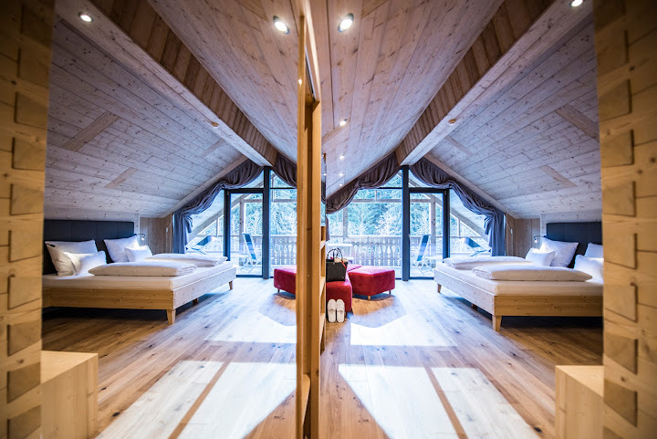 Tenne Lodges by null