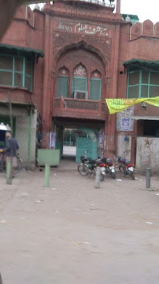 Aalim Chowk Van Stand gujranwala