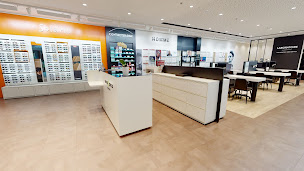 Photo n°23 de Opticien Arcueil GrandOptical à Arcueil (Magasin de lunettes de soleil)