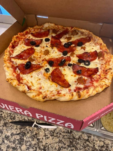 Photo 4 - Riviera pizza