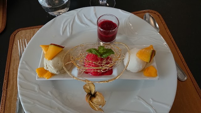 L'AUBERGE DU CHEVAL BLANC
