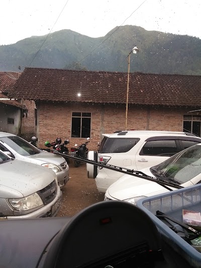 Photos of basecamp gunung andong via pendem