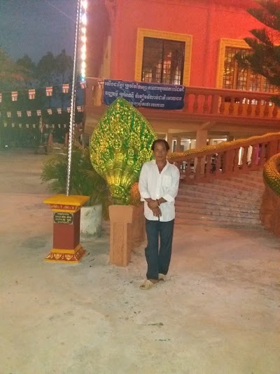Photos of Sampov Meas Pagoda