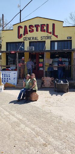 Castell General Store - Visual
