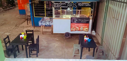 Hot Dogs & Hamburguesas ARIS