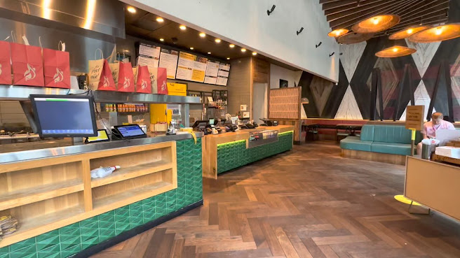 Nando's PERi-PERi by null