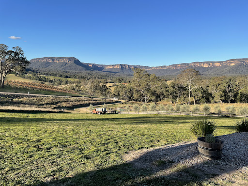 Megalong Creek Estate - Blue Mountains Winery - Megalong Valley. - Thumbnail