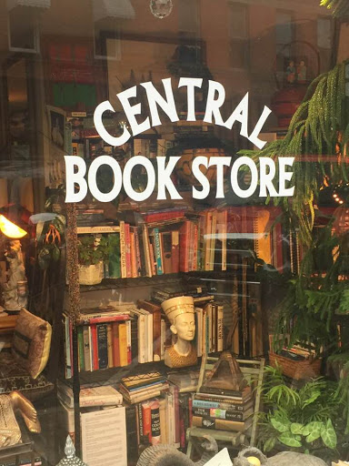 Central Bookstore - Visual