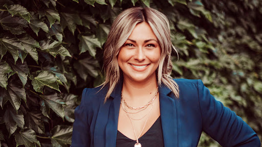 Stephani Nydam, Licensed Real Estate Broker at Realty Executives Premier