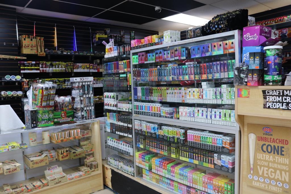 VAPE Tobbacco CBD & CIGAR- Smoke Shop photo 5