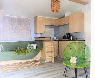 Photo n°29 de DOMAINE LES NIDS DU LAC à Sanchey (Bureau de tabac)