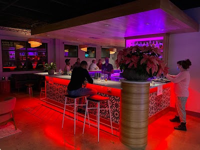 e19 Lounge Bar & Discothèque