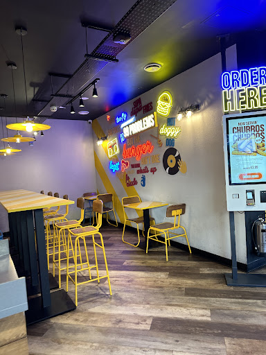 Amigos Burgers & Shakes-Holloway - Thumbnail