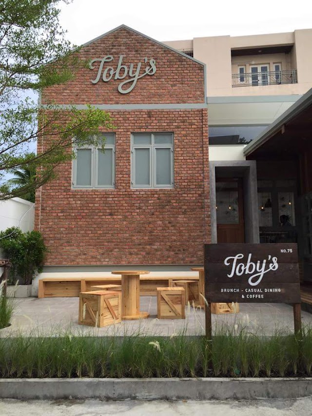 Toby's on Sukhumvit 38