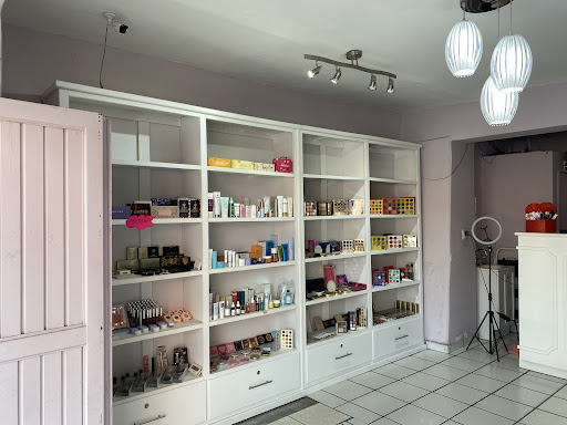 Diana’s Makeup Shop - Thumbnail