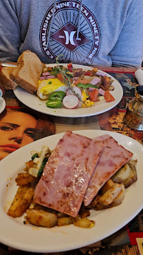 Brookline Lunch by null