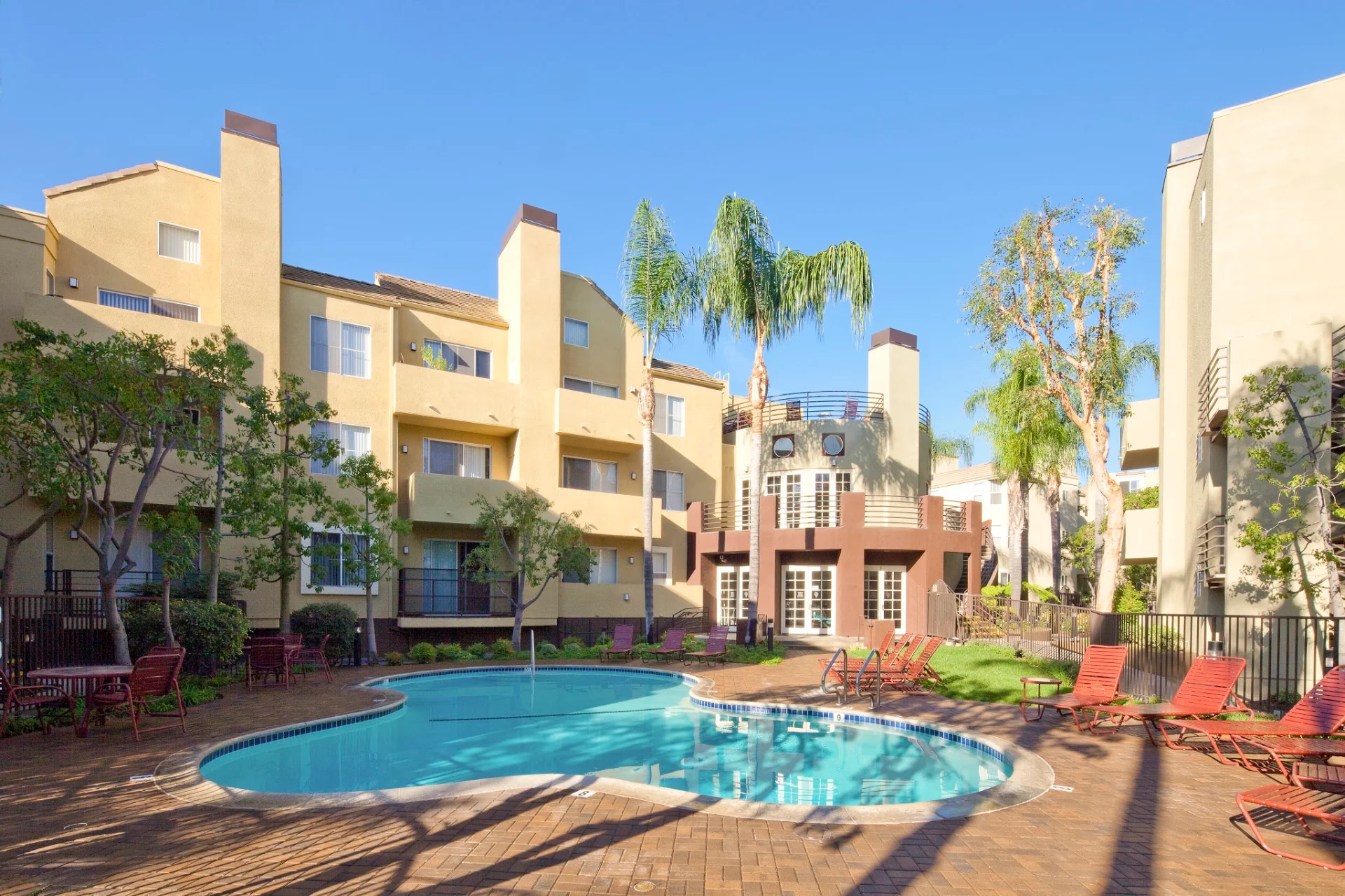 Parc Pointe Apartments