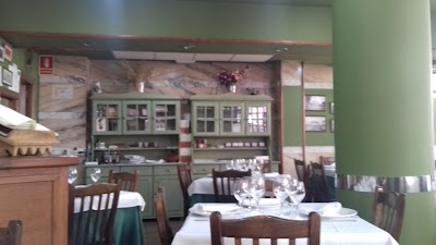 Photos of El Capricho