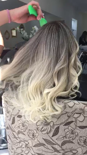Avaliações sobre Haute Cabeleireiro em São Paulo - Salão de Beleza