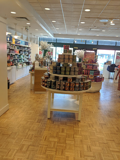 THE AVENUE at White Marsh Gallery - United States