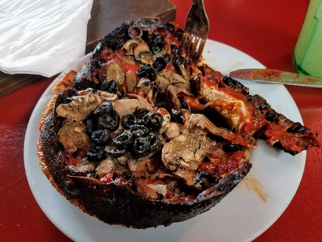 Pequod's Pizza