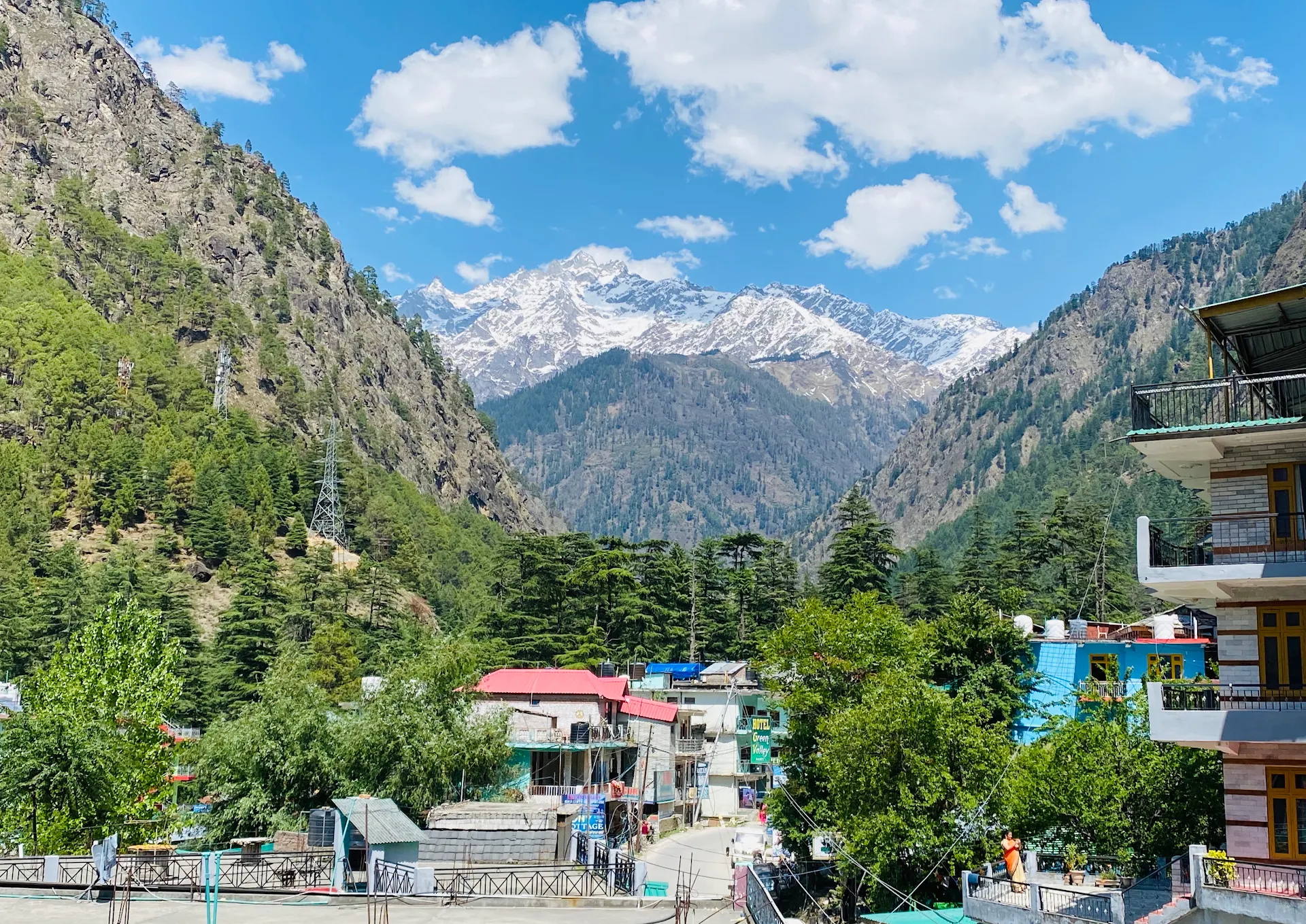 Royal Castle Kasol (SOHO KASOL)