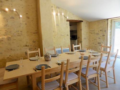 Photo de Bergerie de Vaison - Location gîte de vacances avec piscine 10 personnes Vaison la Romaine Vaucluse à Entrechaux (84340)