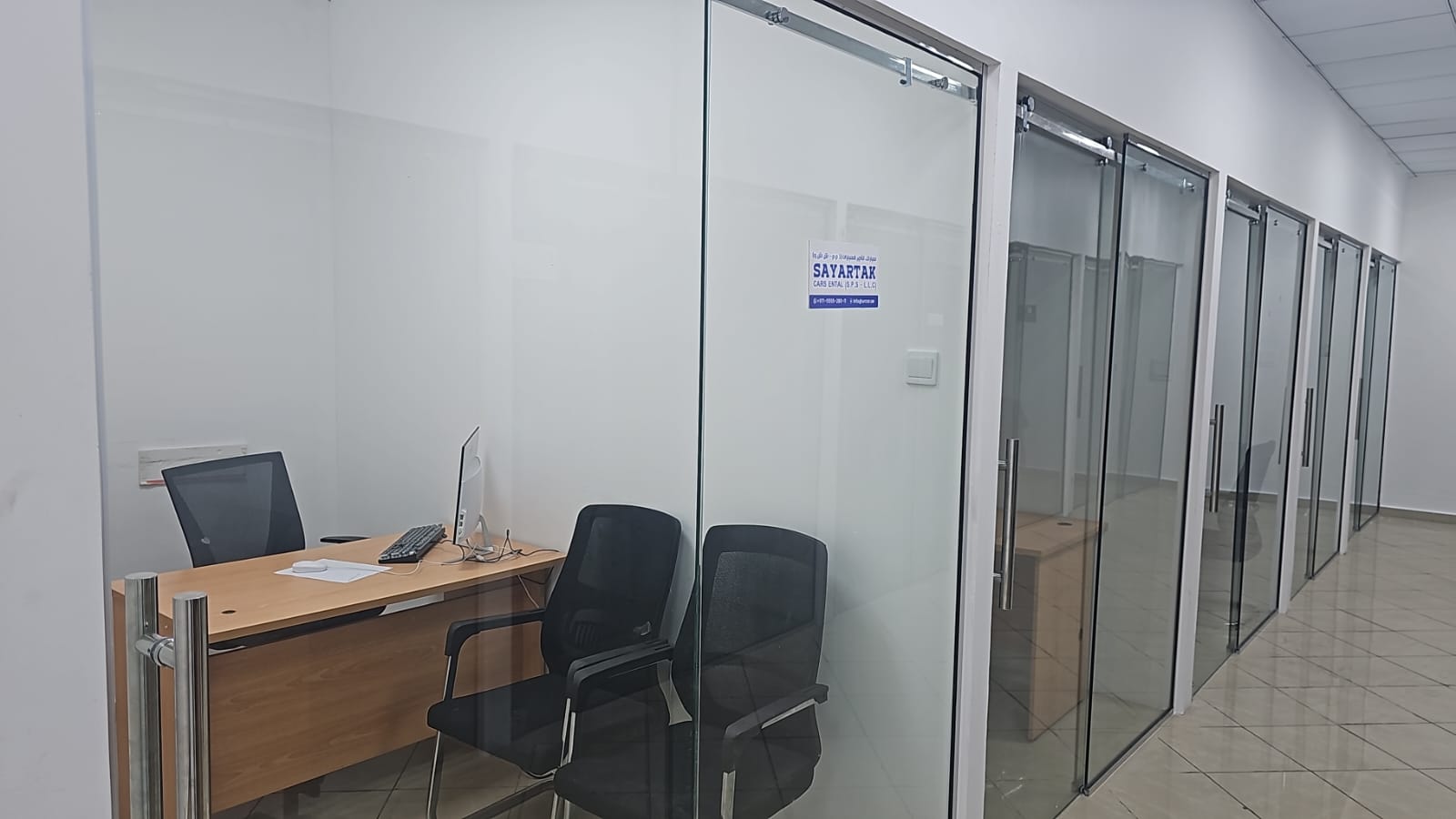 Sayartak Cars Rental Agency - سيارتك لتأجير السيارات - صورة 2