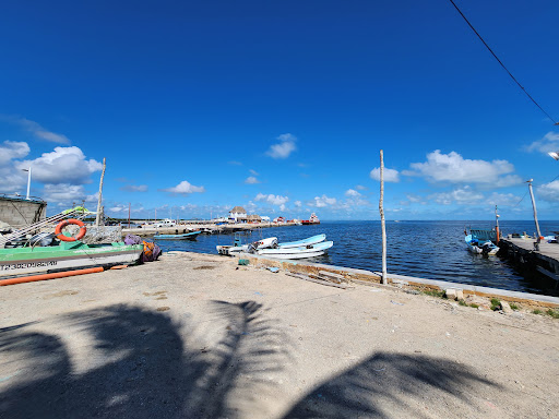 ESTACIONAMIENTO PARA EL FERRY , FERRY PARKING - Thumbnail