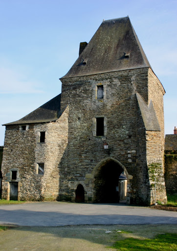 Mairie Ombrée d'Anjou - Thumbnail