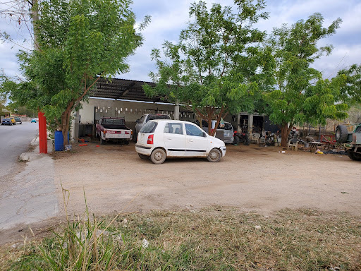 Taller de Luis "Los Jabalíes "