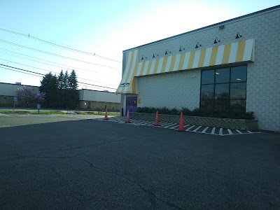 Photos of Frugal Fannie's Fashion and Shoe Warehouse
