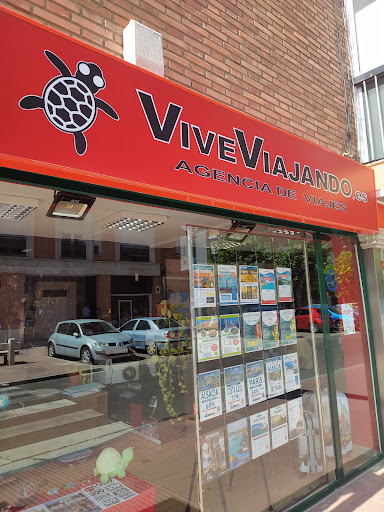 VIVEVIAJANDO