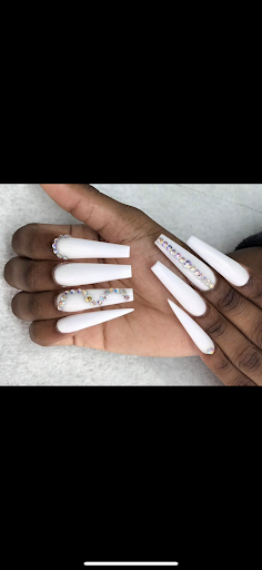 Davi nails in Moon township