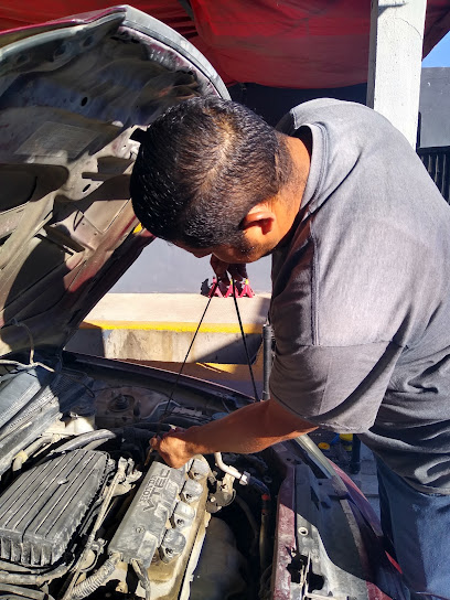 Servicio Automotriz Machado