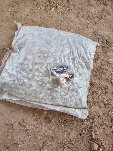 Best stone chips available at best price , tumble gravels size 3 number 10 to 15 mm white 100% na… post image